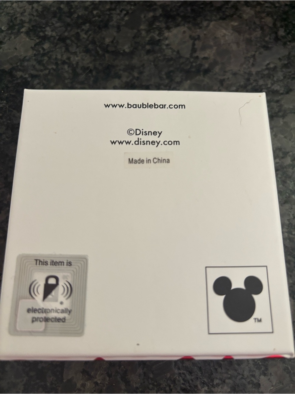 NEW IN BOX Disney Baublebar Winnie the Pooh Heart Earrings - Picture 4 of 5